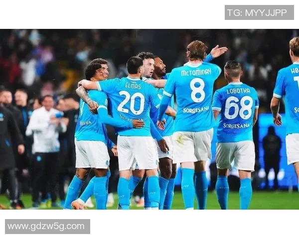 中超精彩对决那不勒斯与曼联激战成平绝杀瞬间引发全场狂欢