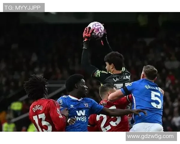 尤文图斯友谊赛大胜曼联三球神扑瞬间引发全场热烈欢呼与十大精彩进球回顾