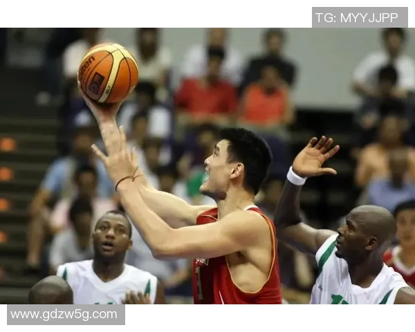 姚明的口语交际技巧与篮球生涯的完美结合探讨