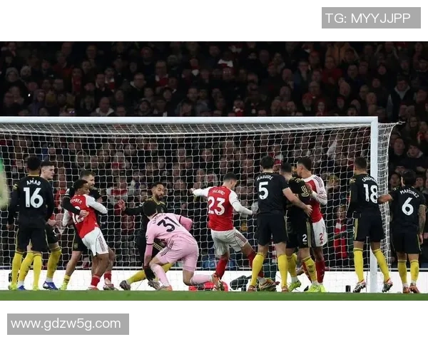 足总杯阿森纳大胜曼联五球狂潮引发争议判罚热议
