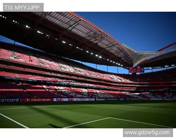 巴萨友谊赛大胜本菲卡乌龙球瞬间点燃全场激情解析 巴萨友谊赛大胜本菲卡乌龙球瞬间点燃全场激情解析