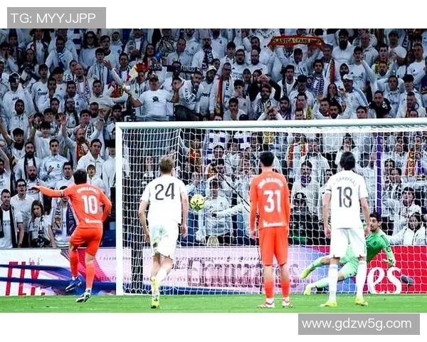 西甲精彩对决拜仁狂胜皇马5-1战术解析引发热议